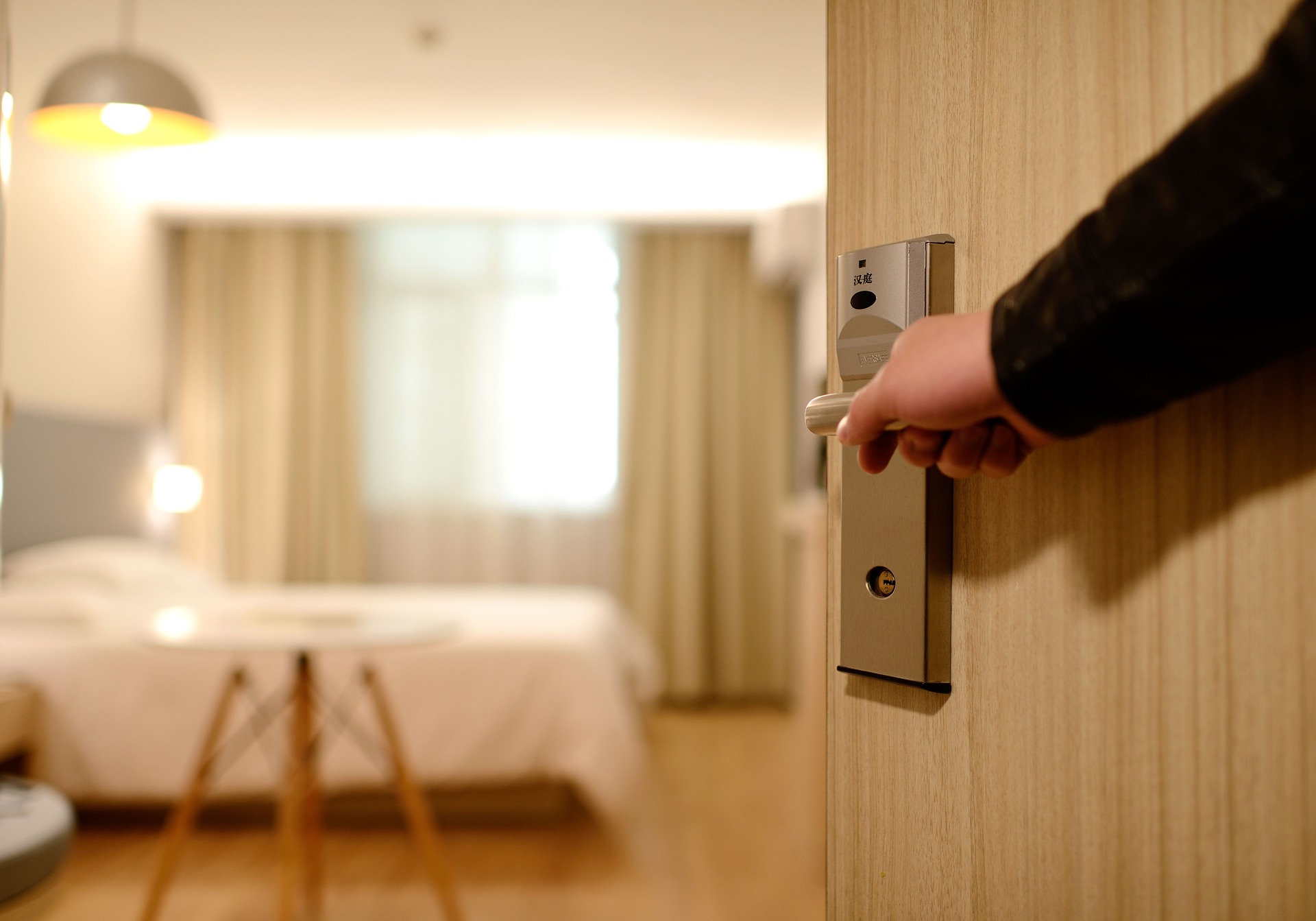 Hotel guest experience: expectations vs reality - Manet Mobile Solutions